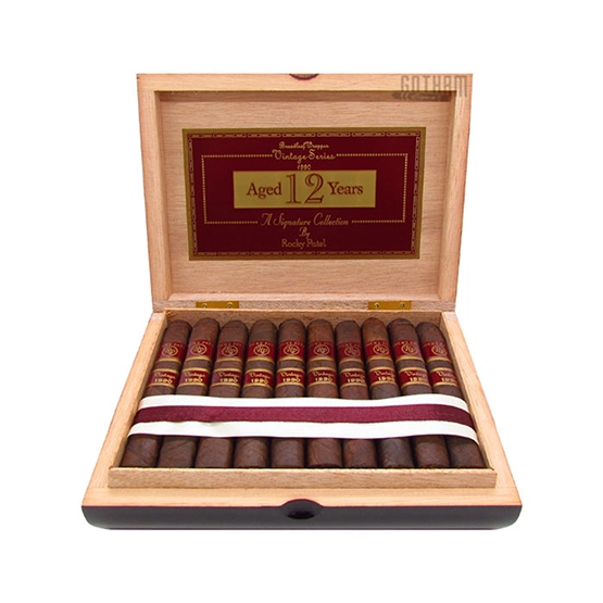 ROCKY PATEL VINTAGE 1990 PETIT CORONA BOX OF 20